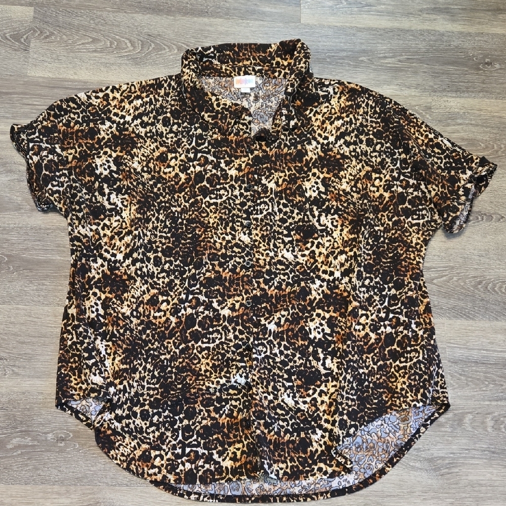 LulaRoe Leopard Print Charlie Top 2x